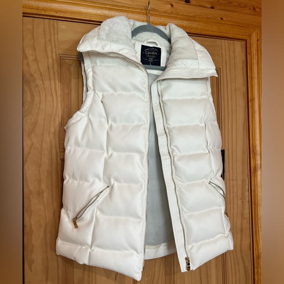 Cavalini Jackets & Blazers - Cavalini puffer vest / White / Size L / Faux fur in collar